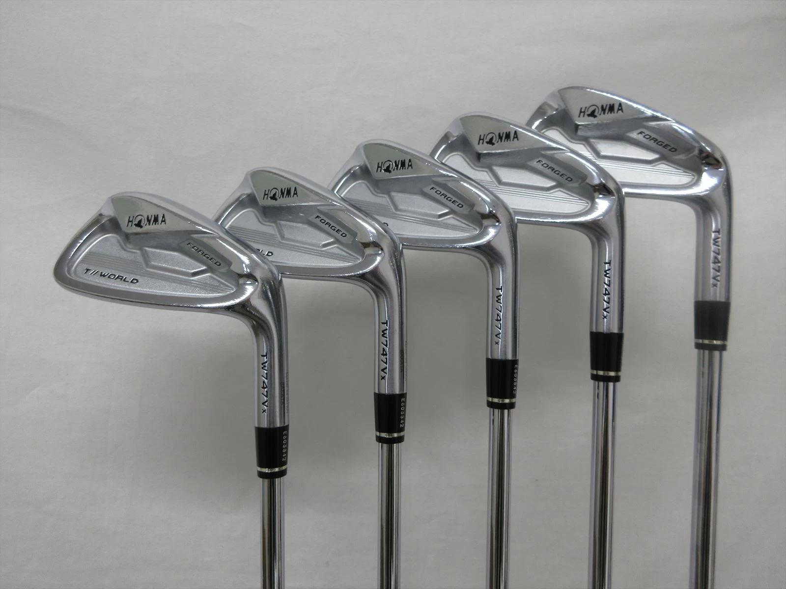 HONMA Iron Set TOUR WORLD TW747Vx Stiff NS PRO MODUS3 FOR TOUR WORLD 5 Pieces
