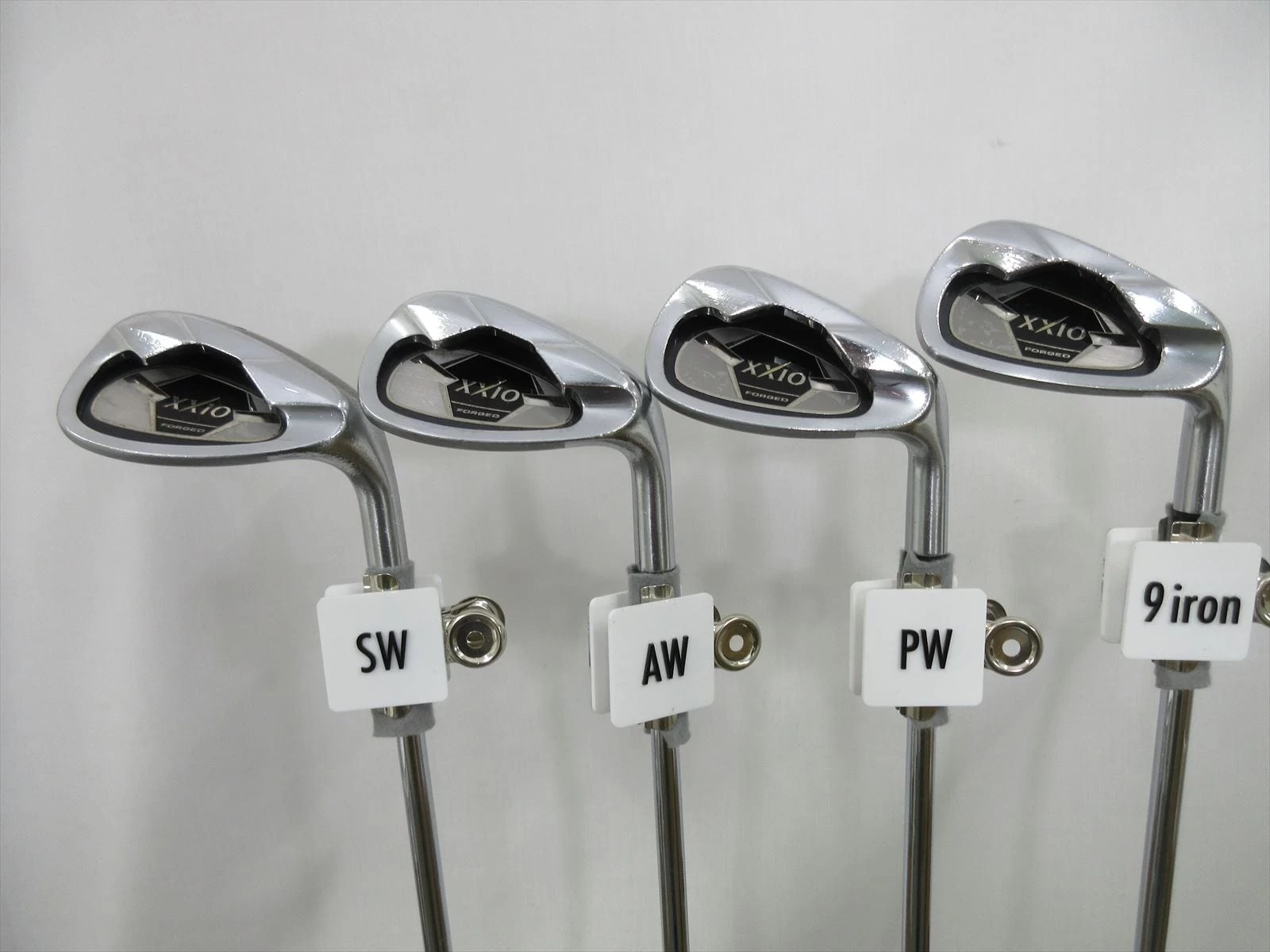 Dunlop Iron Set XXIO FORGED5 Regular NS PRO 950GH 8 Pieces - Image 8