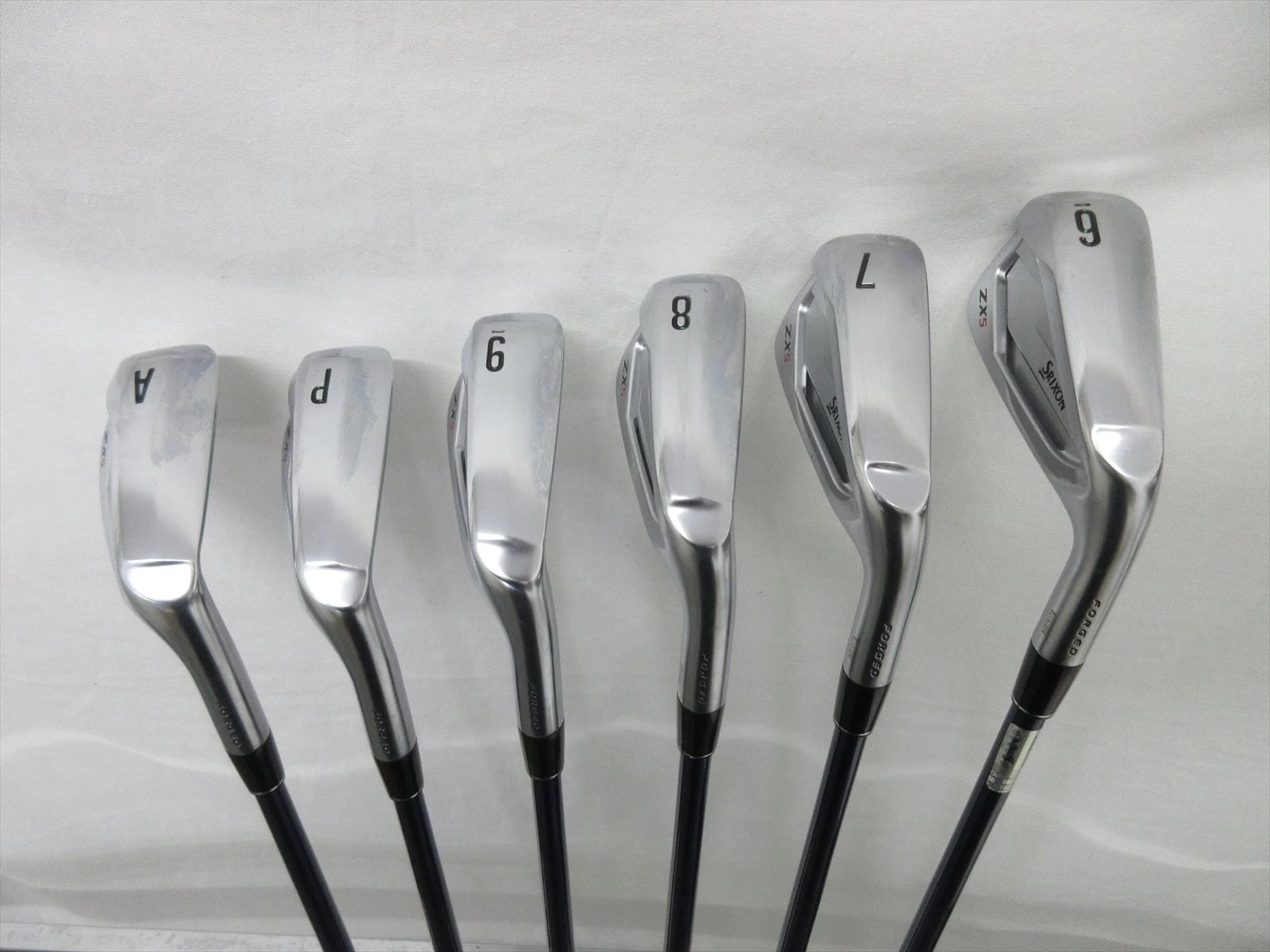 Dunlop Iron Set SRIXON ZX5 Stiff Diamana ZX For IRON 6 Pieces - Image 2